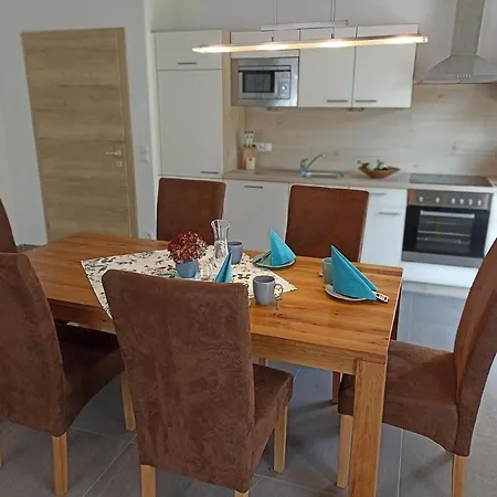 Beim Orgeler Apartment Fuegen